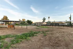 20265 Woodward, Perris, CA 92570 - Photo 32