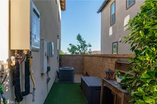 16014 Parkhouse, Fontana, CA 92336 - Photo 4
