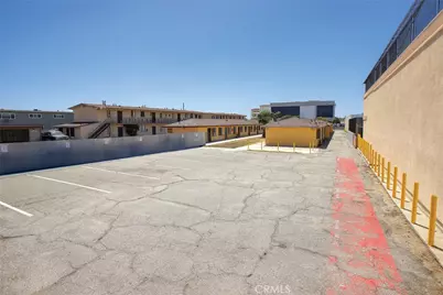 428 N Poplar Avenue, Montebello, CA 90640 - Photo 6