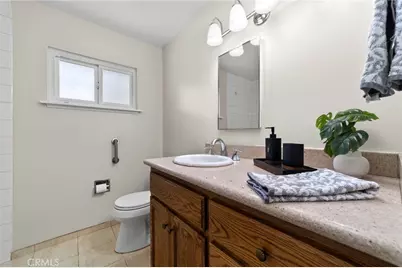 333 E 13th Street, Azusa, CA 91702 - Photo 14
