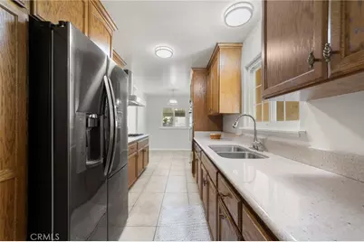 333 E 13th Street, Azusa, CA 91702 - Photo 6