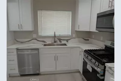 12744 Running Deer, Apple Valley, CA 92308 - Photo 10