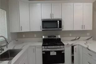 12744 Running Deer, Apple Valley, CA 92308 - Photo 8