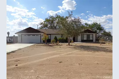 12744 Running Deer, Apple Valley, CA 92308 - Photo 2