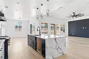 7928 Featherstone Ct, Riverside, CA 92506 - Photo 16