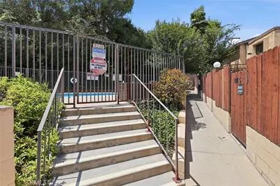 1822 Garvey #8, Alhambra, CA 91803 - Photo 32