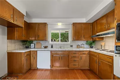 956 W 14th Street, Upland, CA 91786 - Photo 10