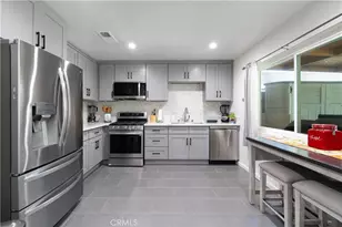 28260 Bockdale, Canyon Country, CA 91387 - Photo 4