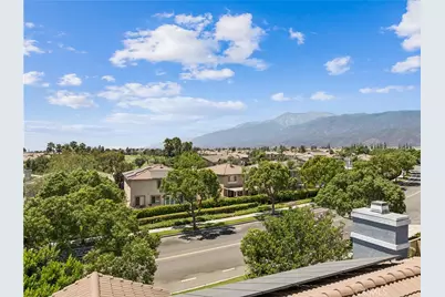 5848 Pine Valley Drive, Fontana, CA 92336 - Photo 36