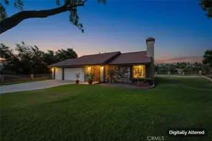 6304 Glen Aire Ave, Riverside, CA 92506 - Photo 2