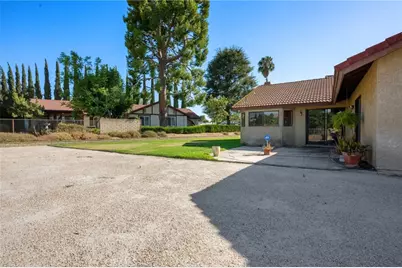 6304 Glen Aire Avenue, Riverside, CA 92506 - Photo 50