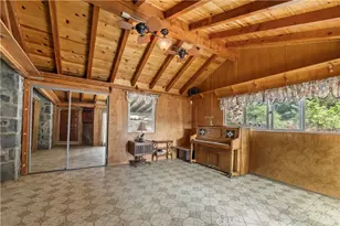 1576 State Hwy 2, Wrightwood, CA 92397 - Photo 16