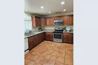7845 Oak Court, Highland, CA 92346 - Photo 18