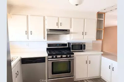 15940 Stoddard Wells #56, Victorville, CA 92395 - Photo 8