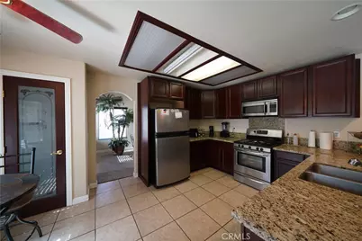 13870 Hidden Valley Road, Victorville, CA 92395 - Photo 48