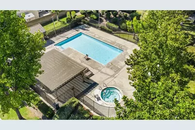 1427 Lookout Court, Upland, CA 91784 - Photo 30