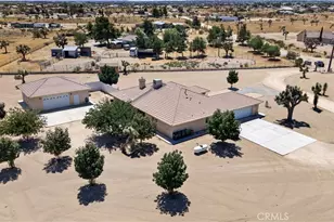 11213 Joshua, Victorville, CA 92392 - Photo 2
