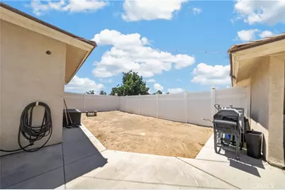 11213 Joshua, Victorville, CA 92392 - Photo 40