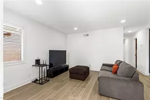 11736 1/2 215th, Lakewood, CA 90715 - Photo 4