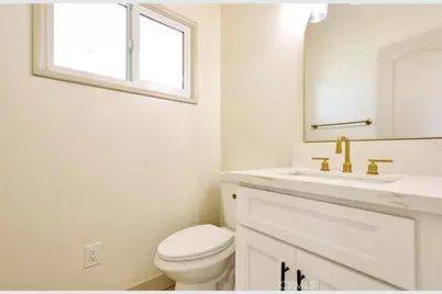 1407 S Hillford Avenue, Compton, CA 90220 - Photo 16