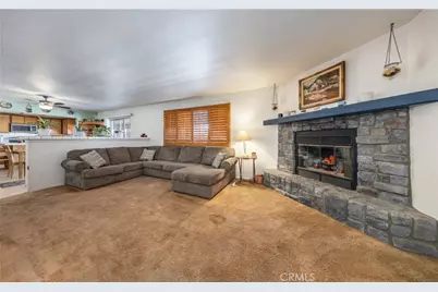 11090 Pinon, Hesperia, CA 92345 - Photo 8