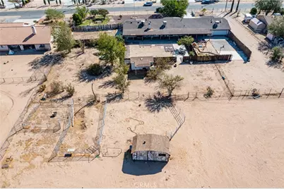 11090 Pinon, Hesperia, CA 92345 - Photo 20