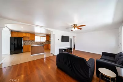 10715 3rd Avenue, Hesperia, CA 92345 - Photo 12