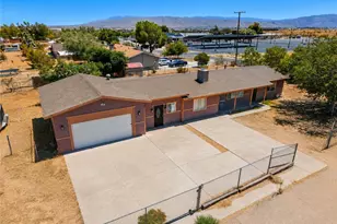 10715 3rd Ave, Hesperia, CA 92345 - Photo 6