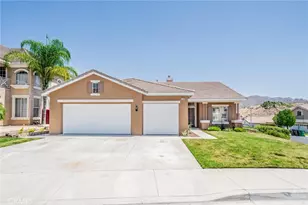 27698 Via Sol Arriva, Moreno Valley, CA 92555 - Photo 2