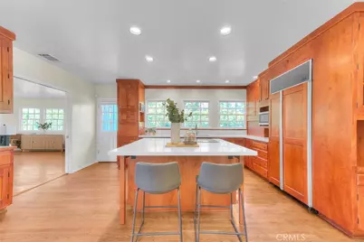 537 Jamestown, Burbank, CA 91504 - Photo 12