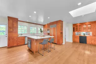 537 Jamestown, Burbank, CA 91504 - Photo 2