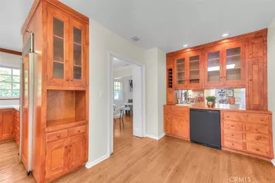 537 Jamestown, Burbank, CA 91504 - Photo 16
