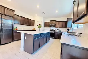 9705 Cotton Creek, Shafter, CA 93263 - Photo 10