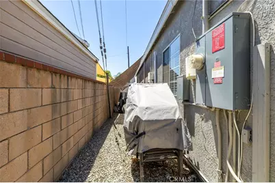 909 E I Street, Ontario, CA 91764 - Photo 30