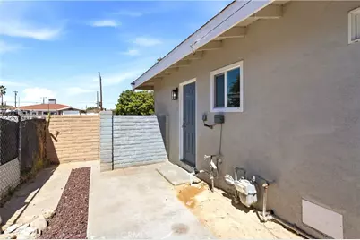 7617 Drummond Avenue, Highland, CA 92346 - Photo 32