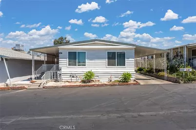 12582 2nd #11, Yucaipa, CA 92399 - Photo 2