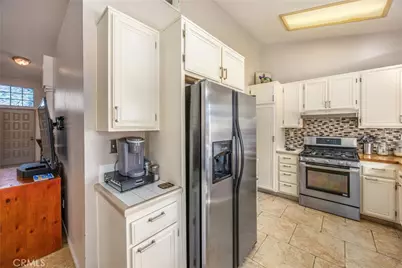 14143 Dapple Court, Victorville, CA 92394 - Photo 16