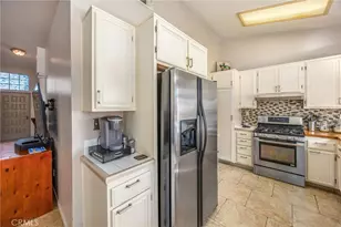 14143 Dapple Ct, Victorville, CA 92394 - Photo 16