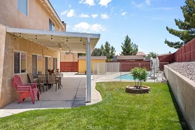 12740 Blazing Star, Victorville, CA 92392 - Photo 34