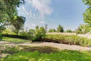 142 Crescent Glen Dr, Glendora, CA 91741 - Photo 36