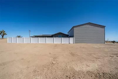 8029 Avenal, Phelan, CA 92371 - Photo 42