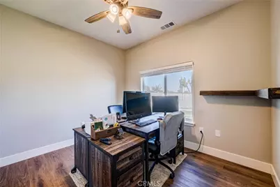 8029 Avenal, Phelan, CA 92371 - Photo 24