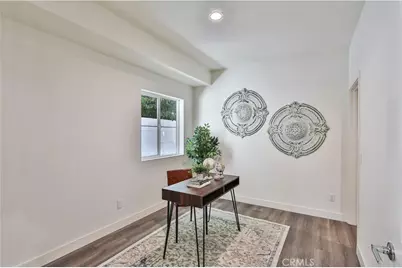 6826 Whitman Avenue, Van Nuys, CA 91406 - Photo 10