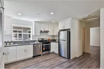 6826 Whitman Avenue, Van Nuys, CA 91406 - Photo 44