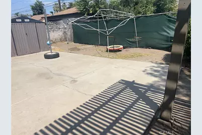 210 E 9th, San Bernardino, CA 92410 - Photo 8