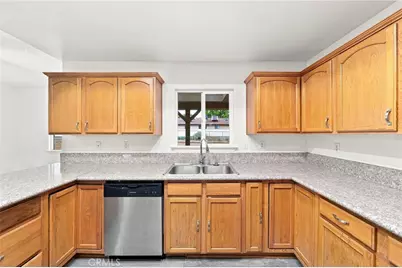 20255 Rimrock Road, Apple Valley, CA 92307 - Photo 18