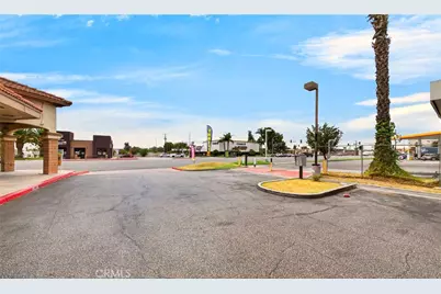 118 E Foothill, Rialto, CA 92376 - Photo 12