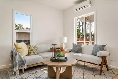 10803 Larch, Bloomington, CA 92316 - Photo 4