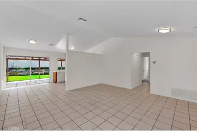 11311 Redwood Court, Fontana, CA 92337 - Photo 6