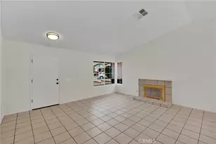 11311 Redwood Ct, Fontana, CA 92337 - Photo 8